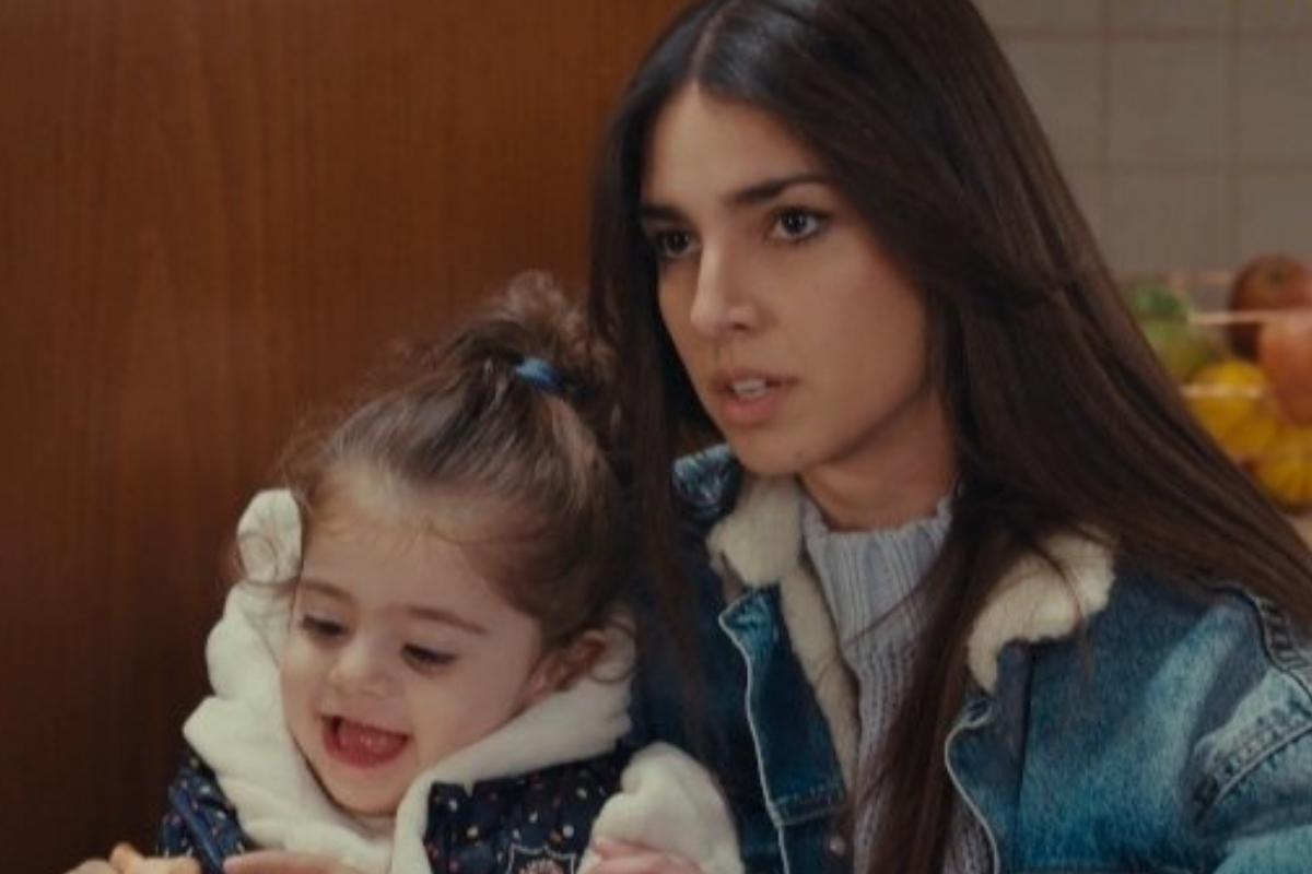 Η Γη της Ελιάς-Βασιλική- Η Γη της Ελιάς-Βασιλική-