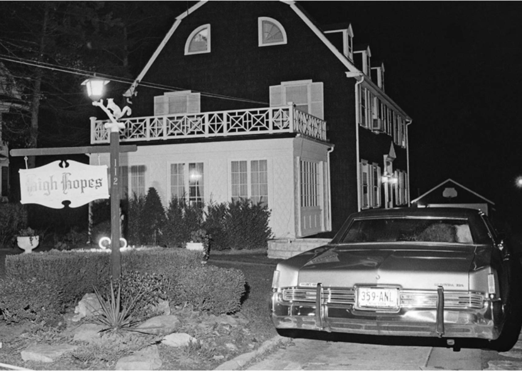 The Amityville Horror: Η ιστορία του δολοφόνου Ronald DeFeo Jr που έγινε ταινία τρόμου