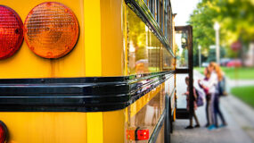 Κηφισιά : Εκ θαύματος  γλίτωσε ο 5χρονος που ξέχασαν 7 ώρες σε σχολικό λεωφορείο  – Διάβαζε βιβλίο και περίμενε να τον βρουν