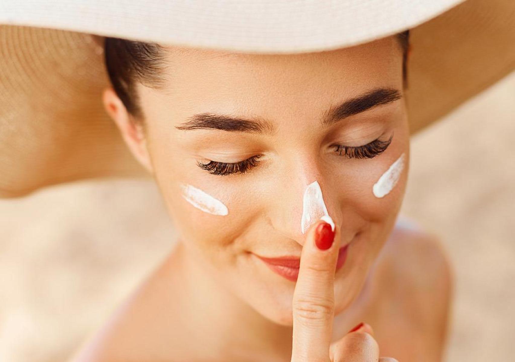 Μπορούμε να χρησιμοποιήσουμε το περσινό αντηλιακό; – Τι σημαίνουν τα φίλτρα UVA UVB και SPF; – Πλήρης οδηγός για όσα πρέπει να γνωρίζετε