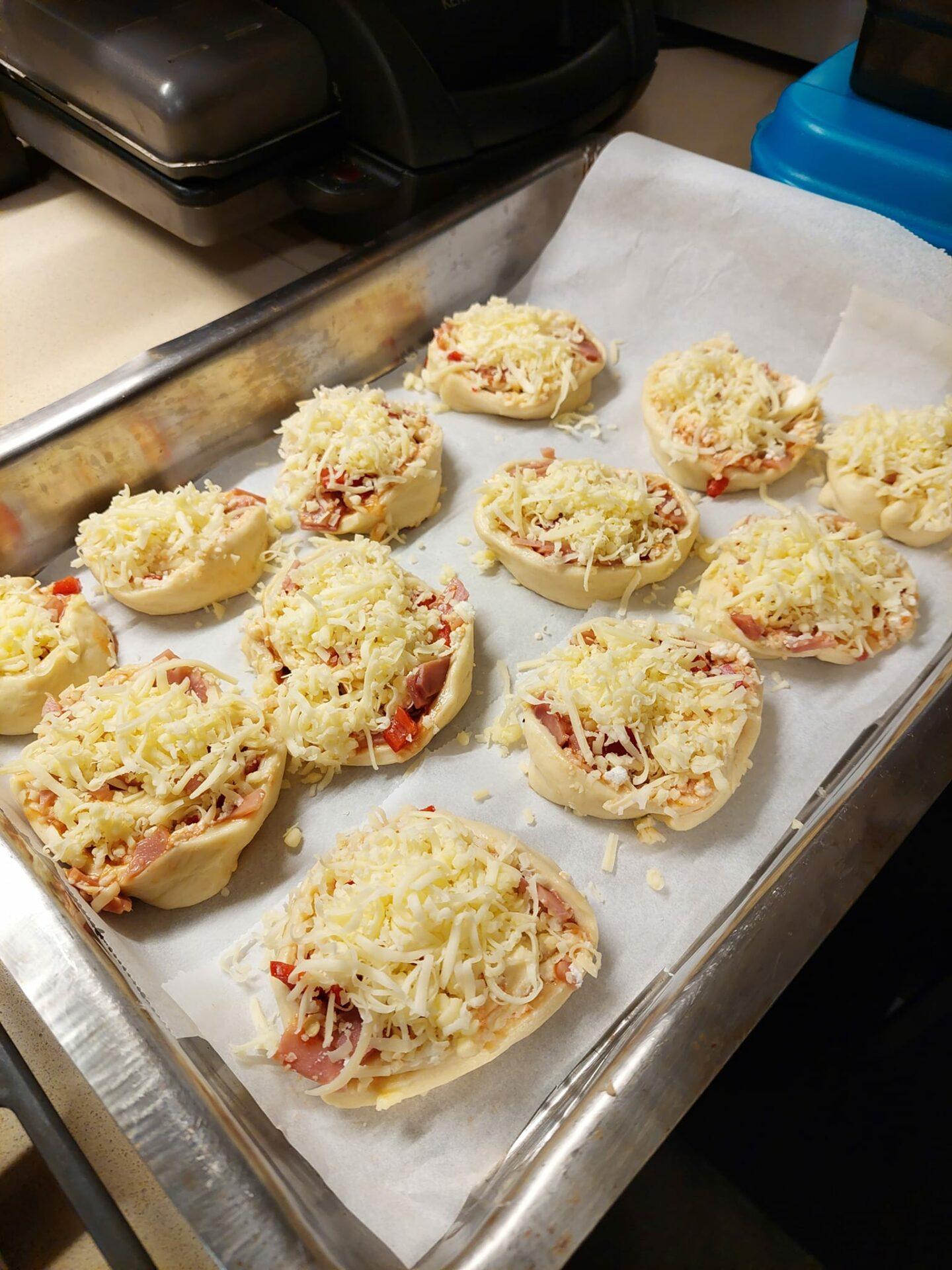 ατσμά-ζύμη-για-τυροπιτάκια-λουκανικοπιτάκια-και-πιτσάκια-συνταγή- ατσμά-ζύμη-για-τυροπιτάκια-λουκανικοπιτάκια-και-πιτσάκια-συνταγή-