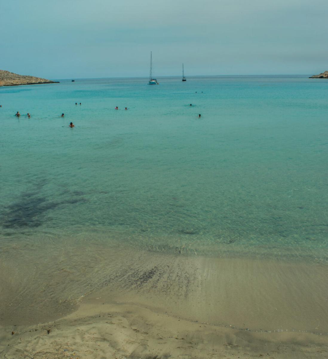 Χάλκη: Οικογενειακές διακοπές την αριστοκράτισσα των Δωδεκανήσων