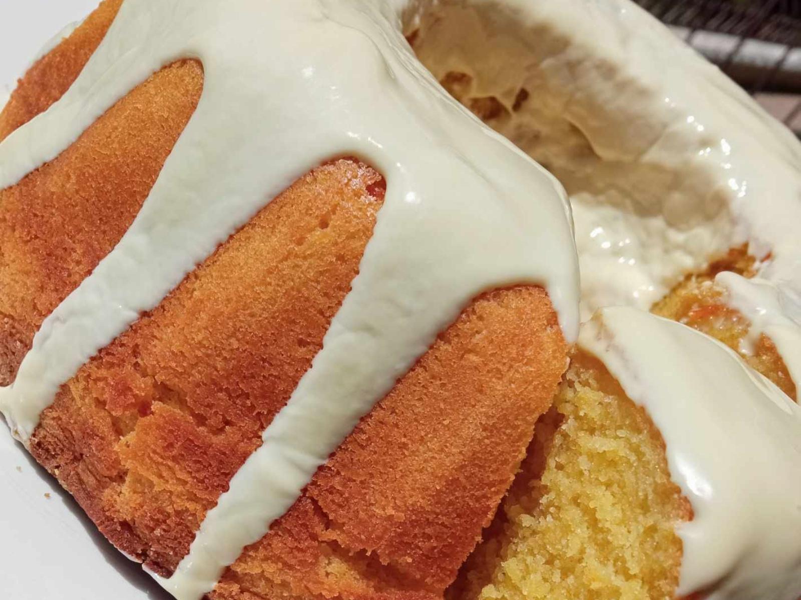 κέικ-πορτοκαλιού-με-γλάσο σοκολάτας-συνταγή-