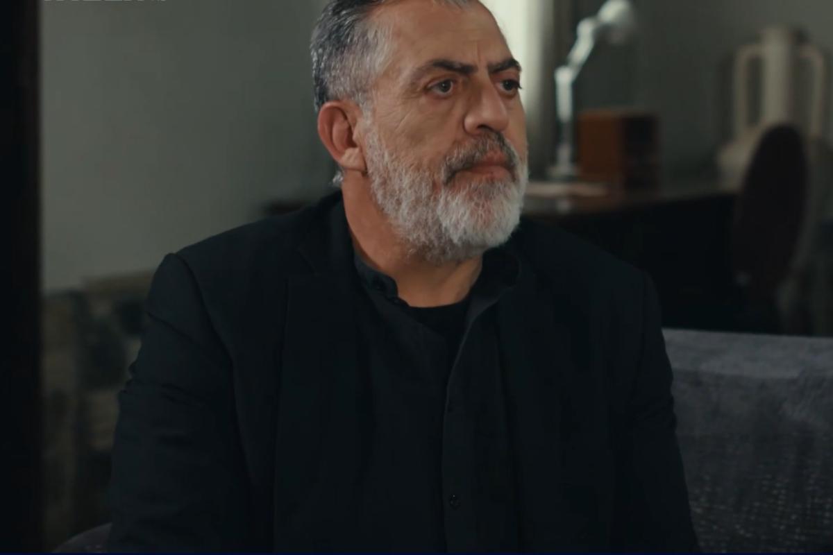 Η Γη της Ελιάς-Δημοσθένης-