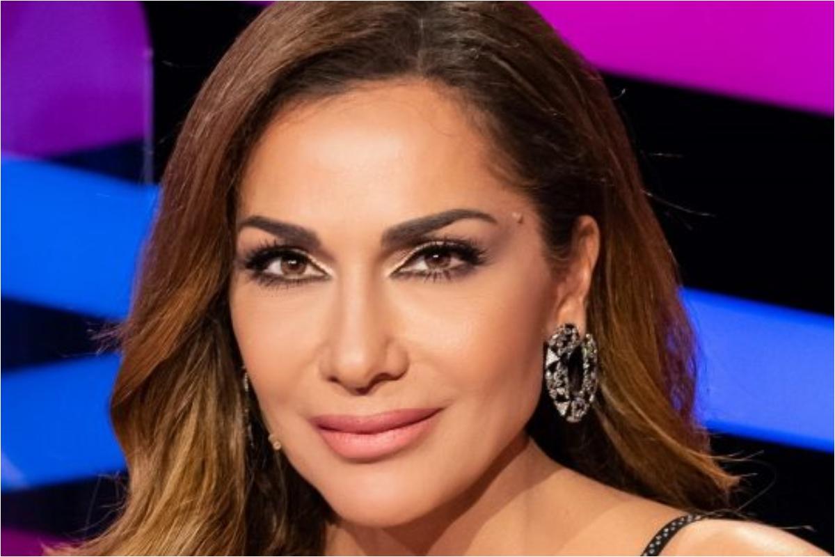 Δέσποινα Βανδή : Συγκινεί για τον θάνατο του πατέρα της – «Δύσκολο να συνηθίσεις ότι δεν θα τον ξαναδείς»