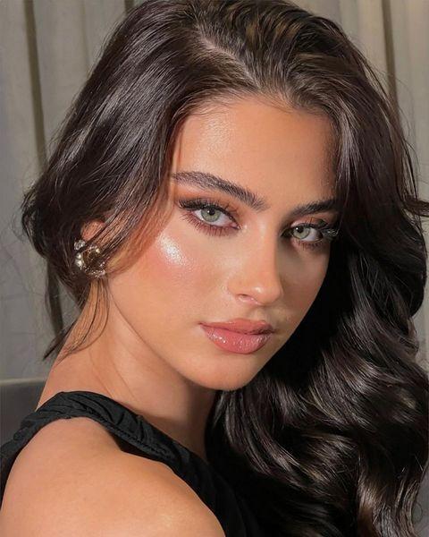 βραδινό-μακιγιάζ-το-Καλοκαίρι 2024-ιδέες- βραδινό-μακιγιάζ-το-Καλοκαίρι 2024-ιδέες-