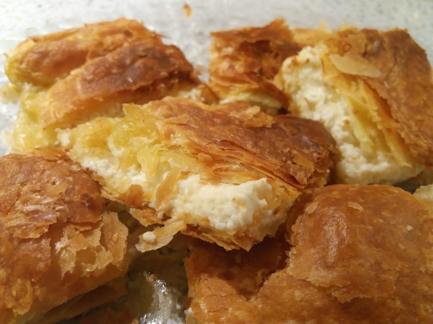 Μπουγατσοτυρόπιτα-χωρίς μπεσαμέλ-συνταγές- Μπουγατσοτυρόπιτα-χωρίς μπεσαμέλ-συνταγές-