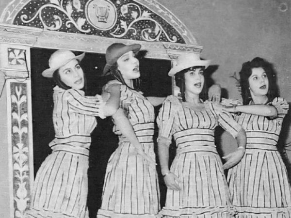 Πέθανε η Νίκη Λεμπέση : Ήταν μία από τις Αδερφές Τατά