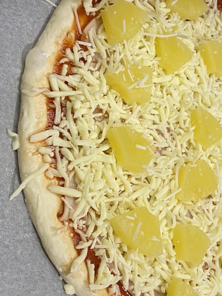 συνταγή-για-πίτσα-με-ανανά-