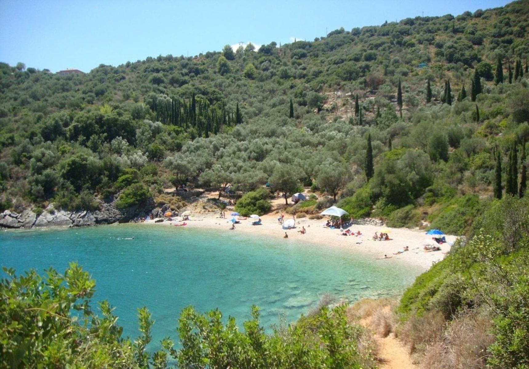 Ιθάκη: Οικογενειακές διακοπές στο μυθικό νησί του Οδυσσέα