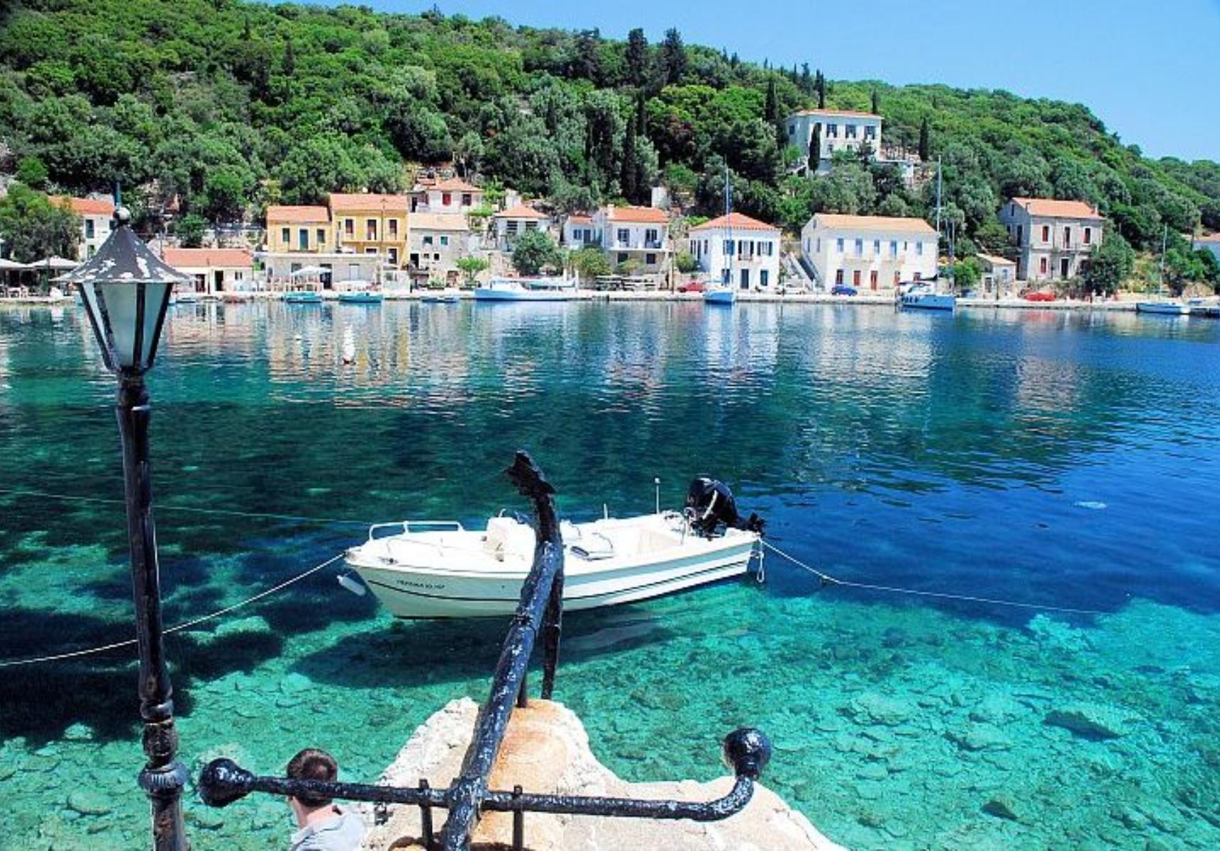 Ιθάκη: Οικογενειακές διακοπές στο μυθικό νησί του Οδυσσέα