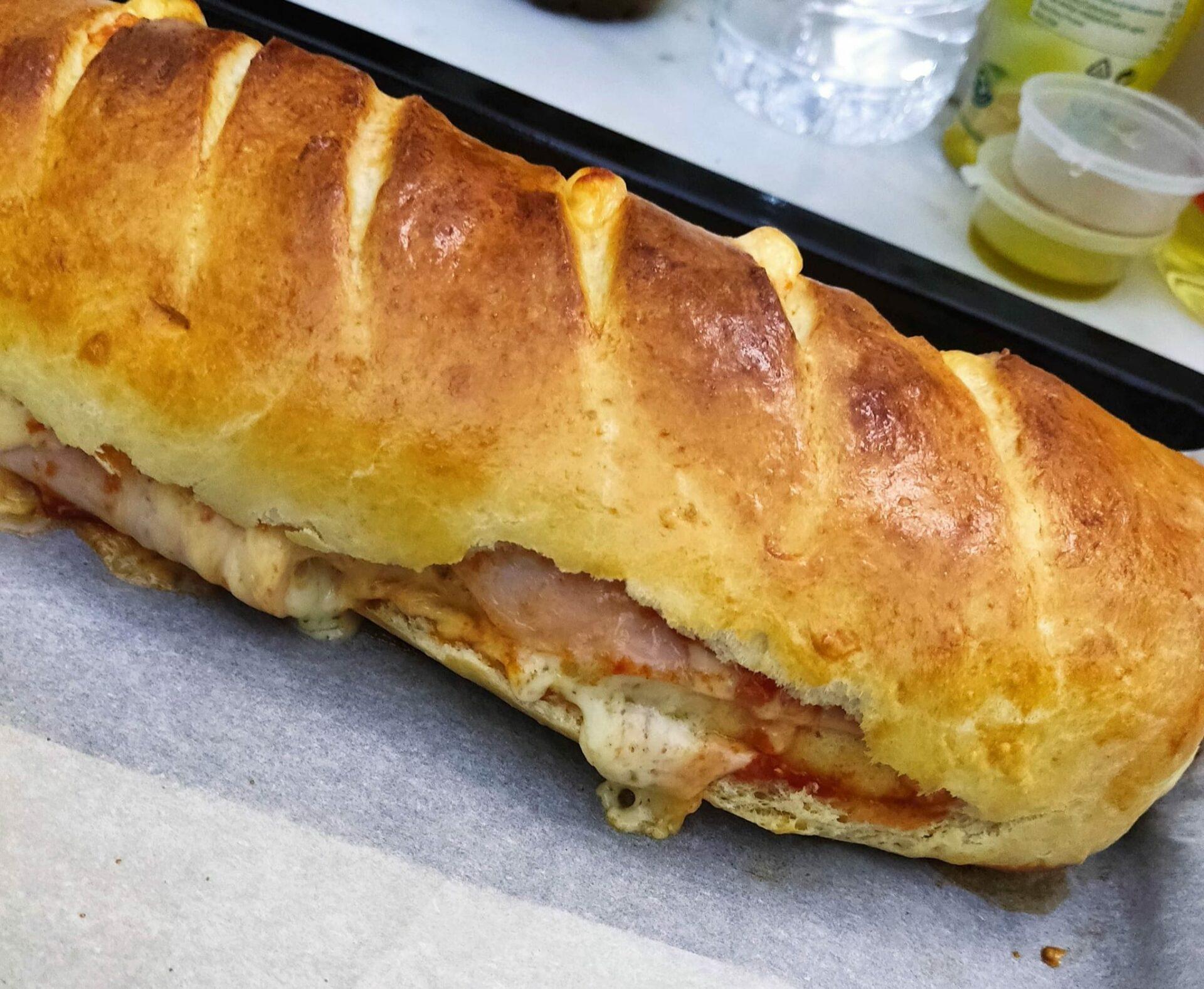 Πίτσα-σάντουιτς-φούρνου-συνταγή- Πίτσα-σάντουιτς-φούρνου-συνταγή-