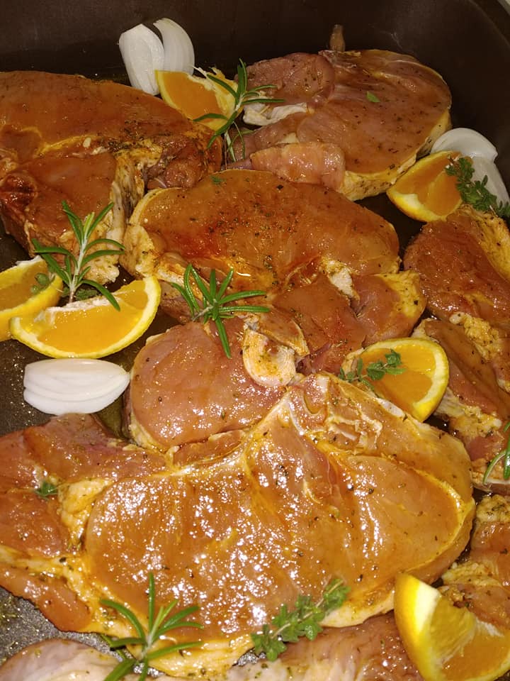 Μπριζόλες-χοιρινές-με κουρκουμά-συνταγή- Μπριζόλες-χοιρινές-με κουρκουμά-συνταγή-