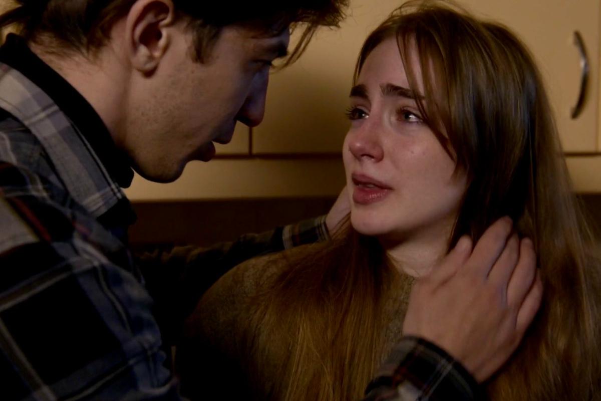 Παγιδευμένοι: Σχέδιο δολοφονίας για τη Λίνα