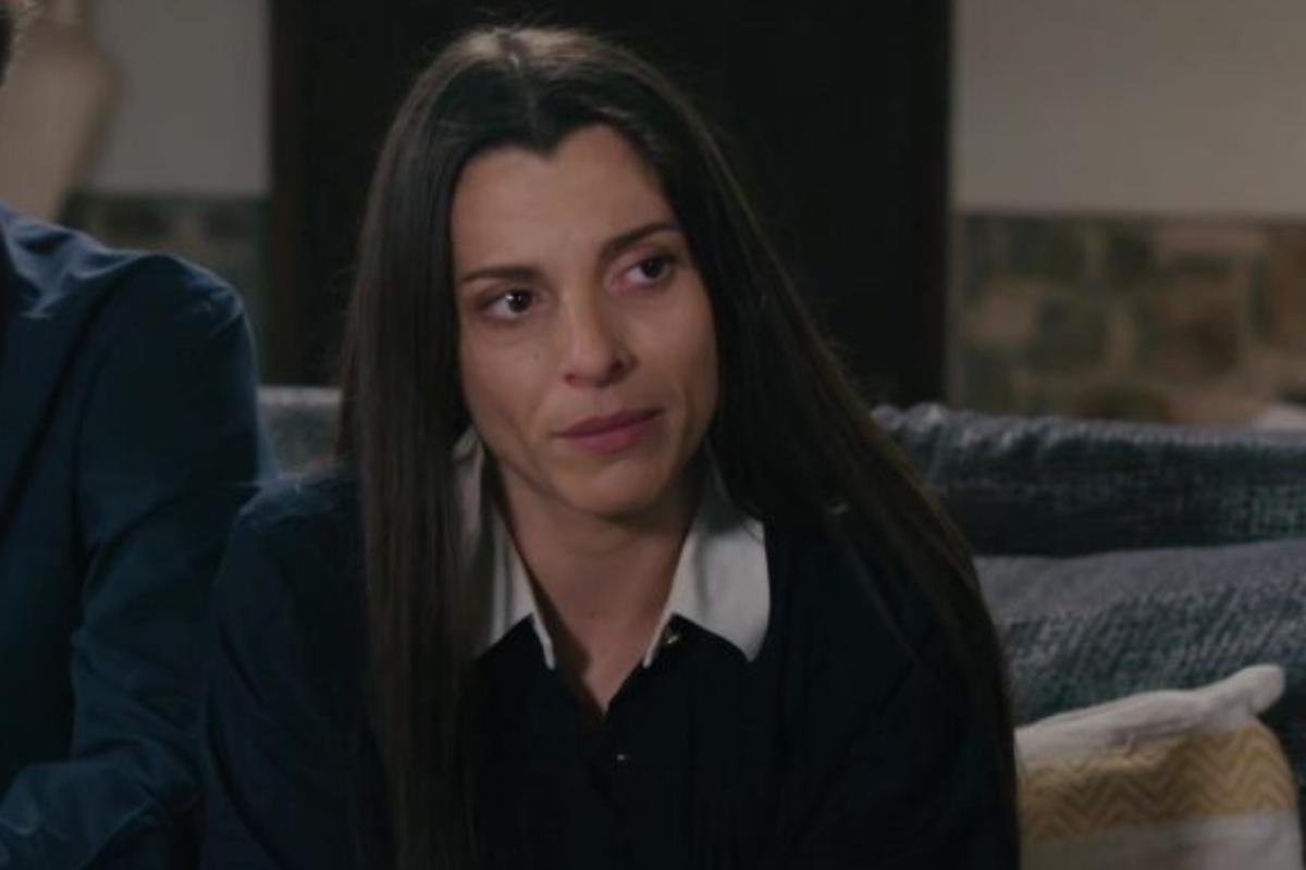 Η Γη της Ελιάς: Η Σοφία έχει άλλες βλέψεις για τον Κωνσταντίνο και δεν αργούν να φανερωθούν