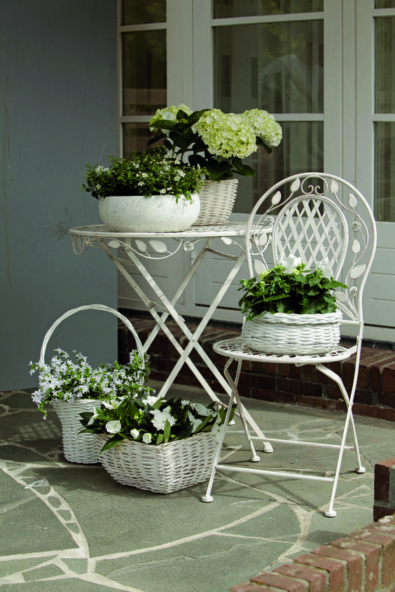 διακοσμητικά-εξωτερικού χώρου-από-παλιά έπιπλα-ιδέες-