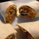 Wrap-με αυγό-ντοματίνια-και-καλαμπόκι-συνταγή-