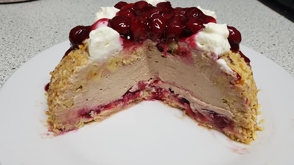 Τούρτα-σοκολάτας-με κεράσια-συνταγή- Τούρτα-σοκολάτας-με κεράσια-συνταγή-