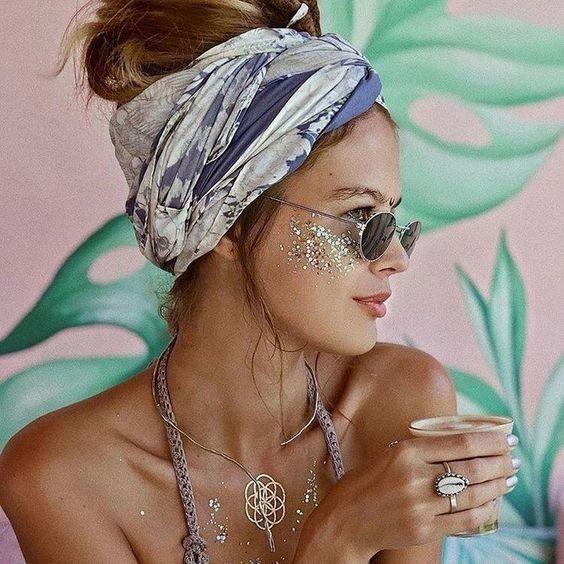 Μαντίλι στα μαλλια : Κάντο όπως η Έλλη Τρίγγου απο την Μάγισσα