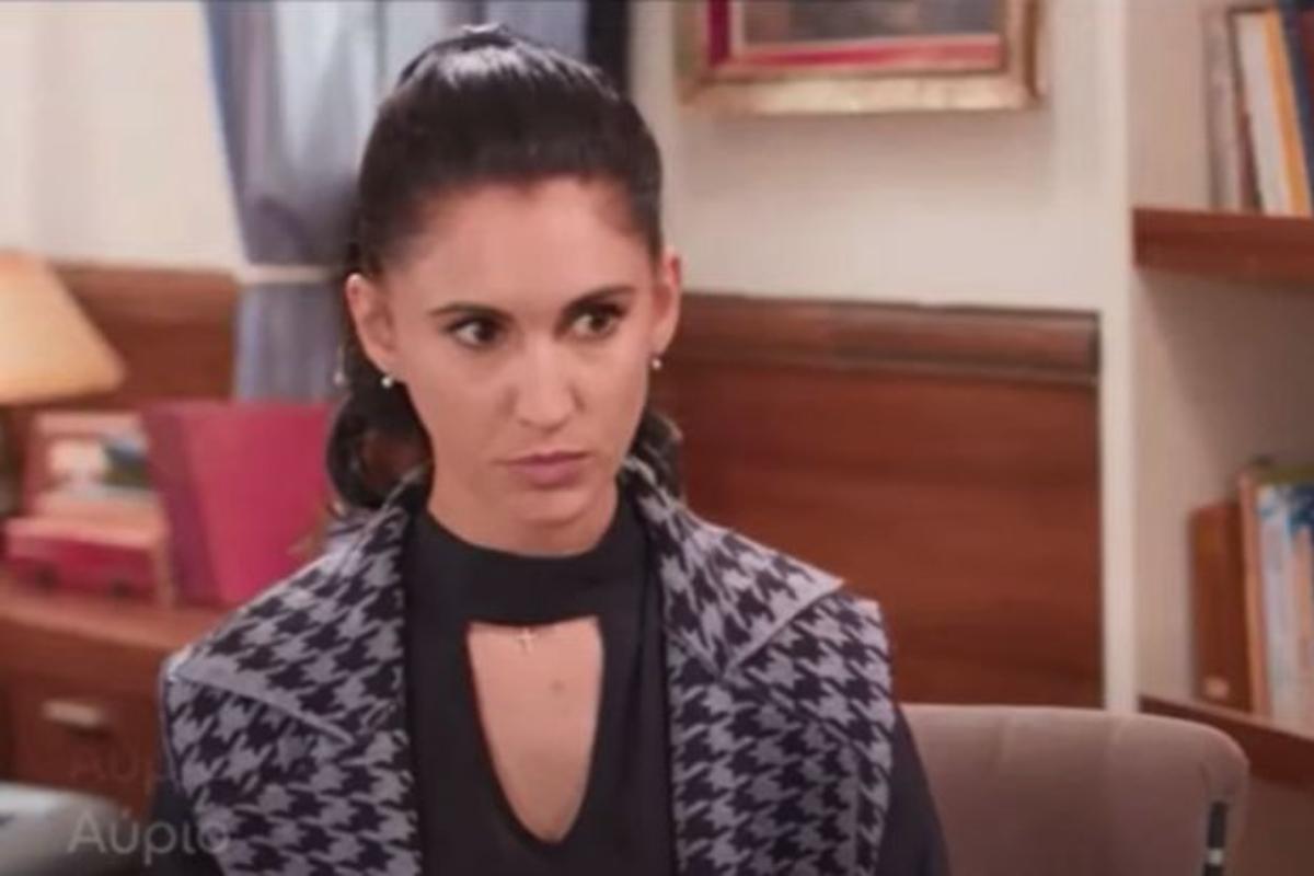 Η Γη της Ελιάς:  Η Αμαλία παρακολουθεί από μακριά και είναι έτοιμη για το τελικό χτύπημα