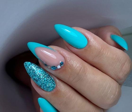 Όλες οι αποχρώσεις του μπλε στα νύχια που θα κυριαρχήσουν στις τάσεις το φετινό Καλοκαίρι Όλες οι αποχρώσεις του μπλε στα νύχια που θα κυριαρχήσουν στις τάσεις το φετινό Καλοκαίρι