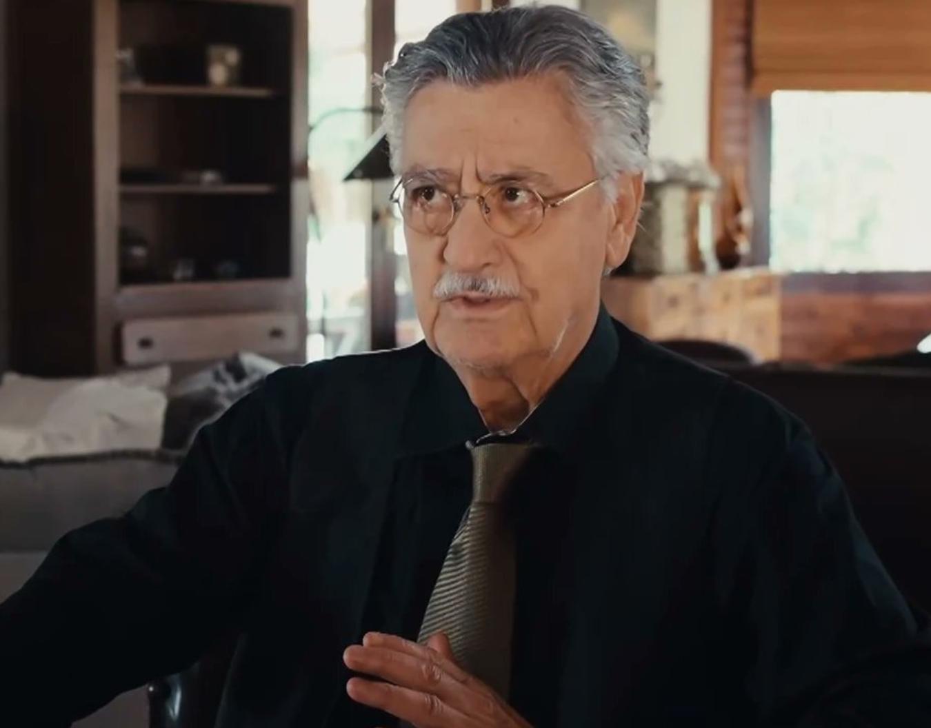 Η Γη της Ελιάς : H Αμαλία πυροβολεί την Αθηνά και τον Ισίδωρο