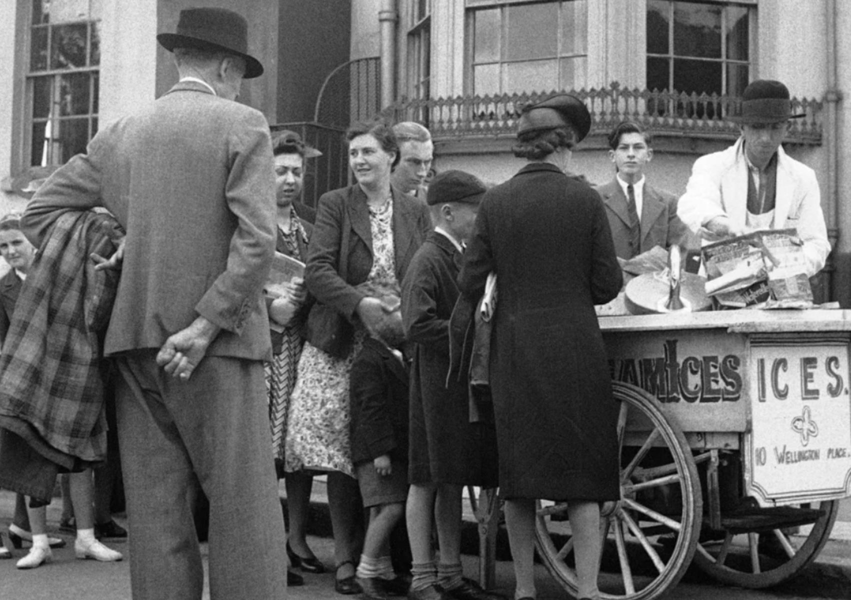 Η ιστορία του Παγωτού: Από τον Μέγα Αλέξανδρο τον Νέρωνα και το πρώτο ξυλάκι μέχρι σήμερα