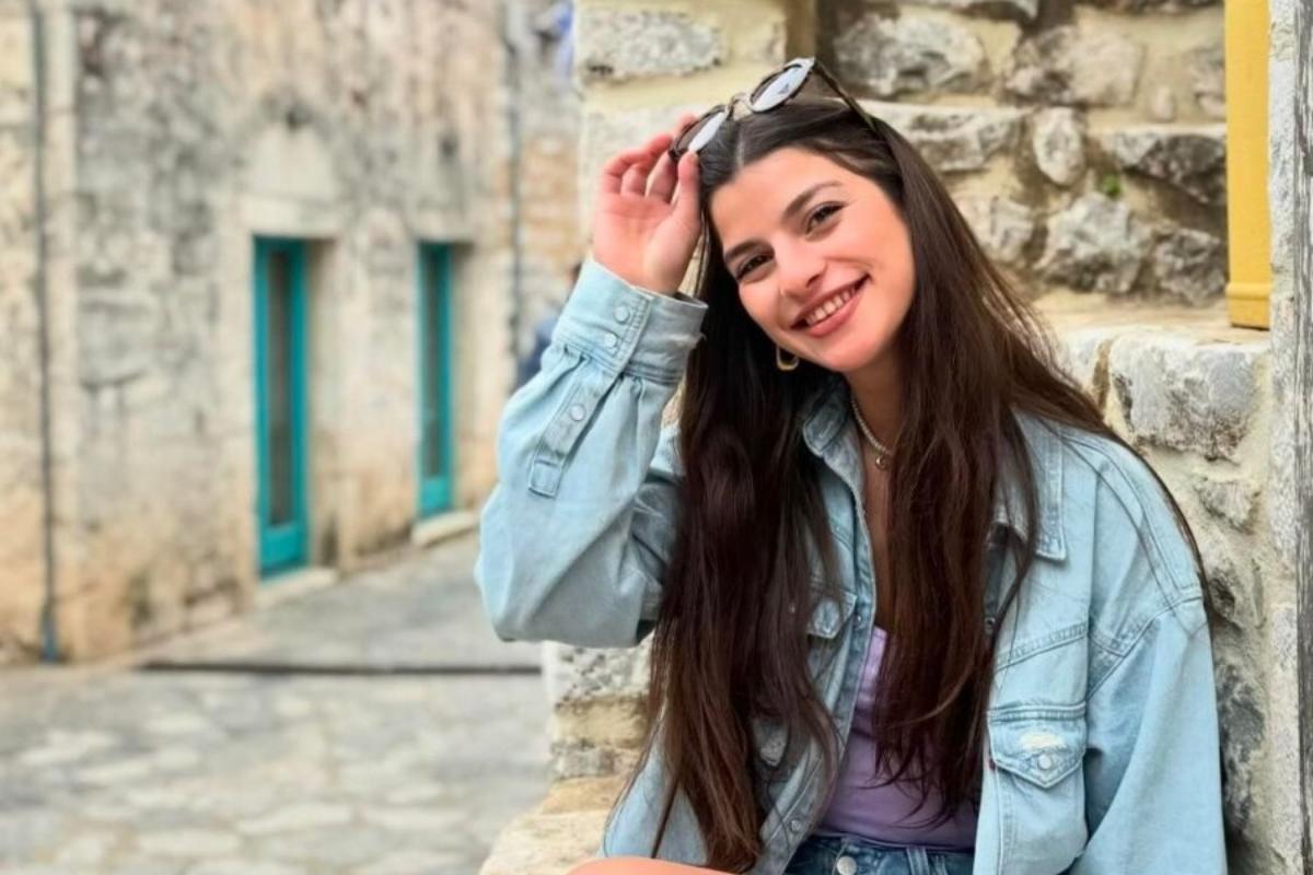 Η Γη της Ελιάς-Νάνσυ-