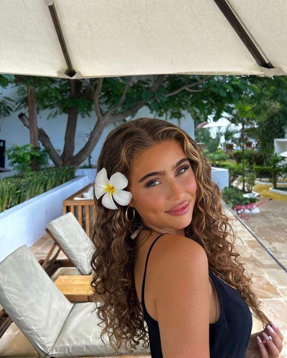 ιδέες-για-καλοκαιρινά χτενίσματα-Ιούλιος 2024-