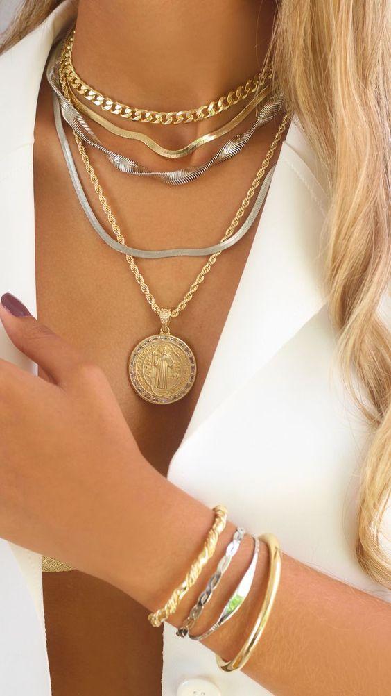 ιδέες-για-καλοκαιρινά-κοσμήματα-αλυσίδες-για-τον-λαιμό-σε-χρυσό-και-ασημί-χρώμα