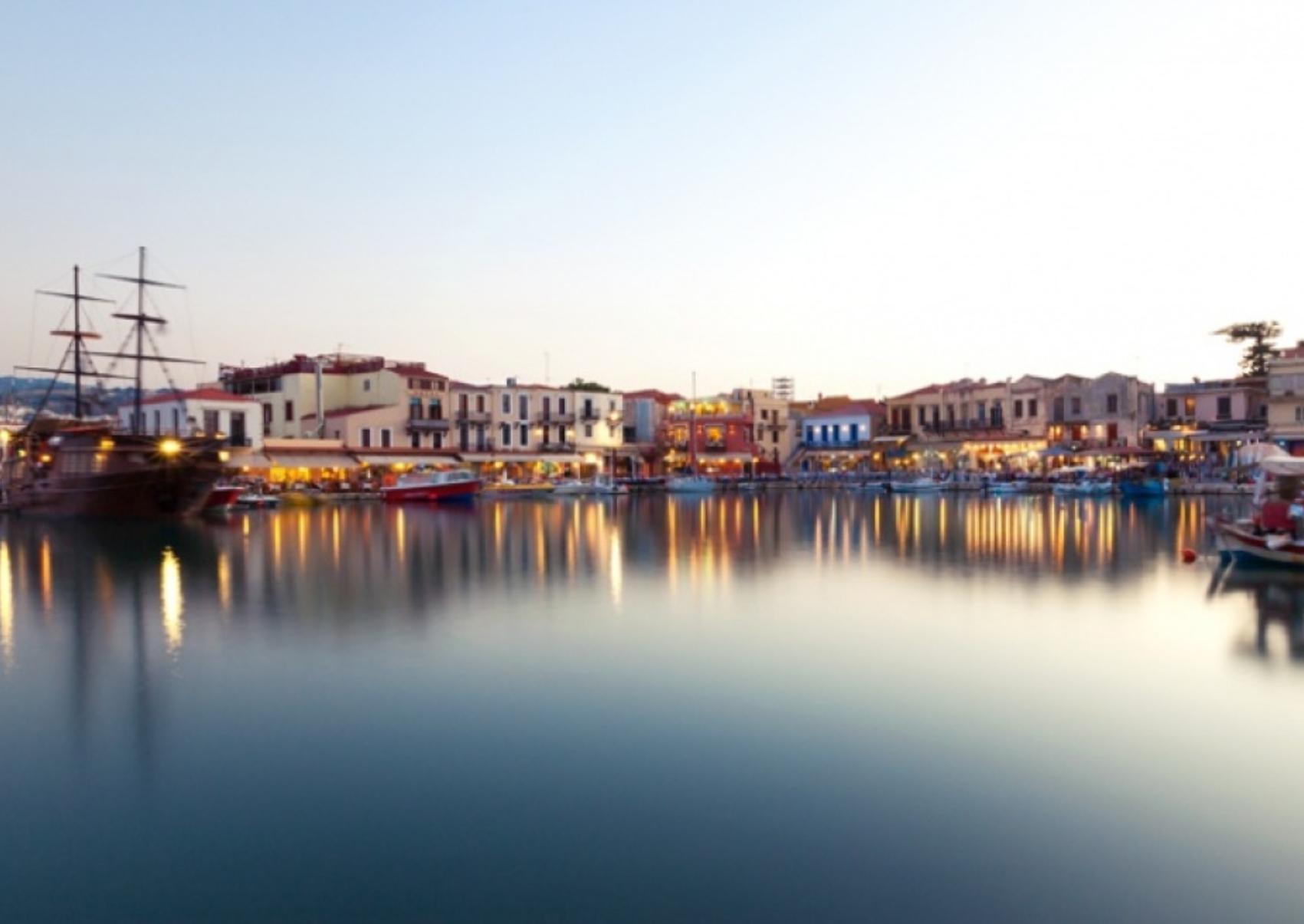 Ρέθυμνο: Ονειρεμένες διακοπές στην μαγευτική πόλη της Κρήτης με τους κρυμμένους θησαυρούς και την πλούσια ιστορία