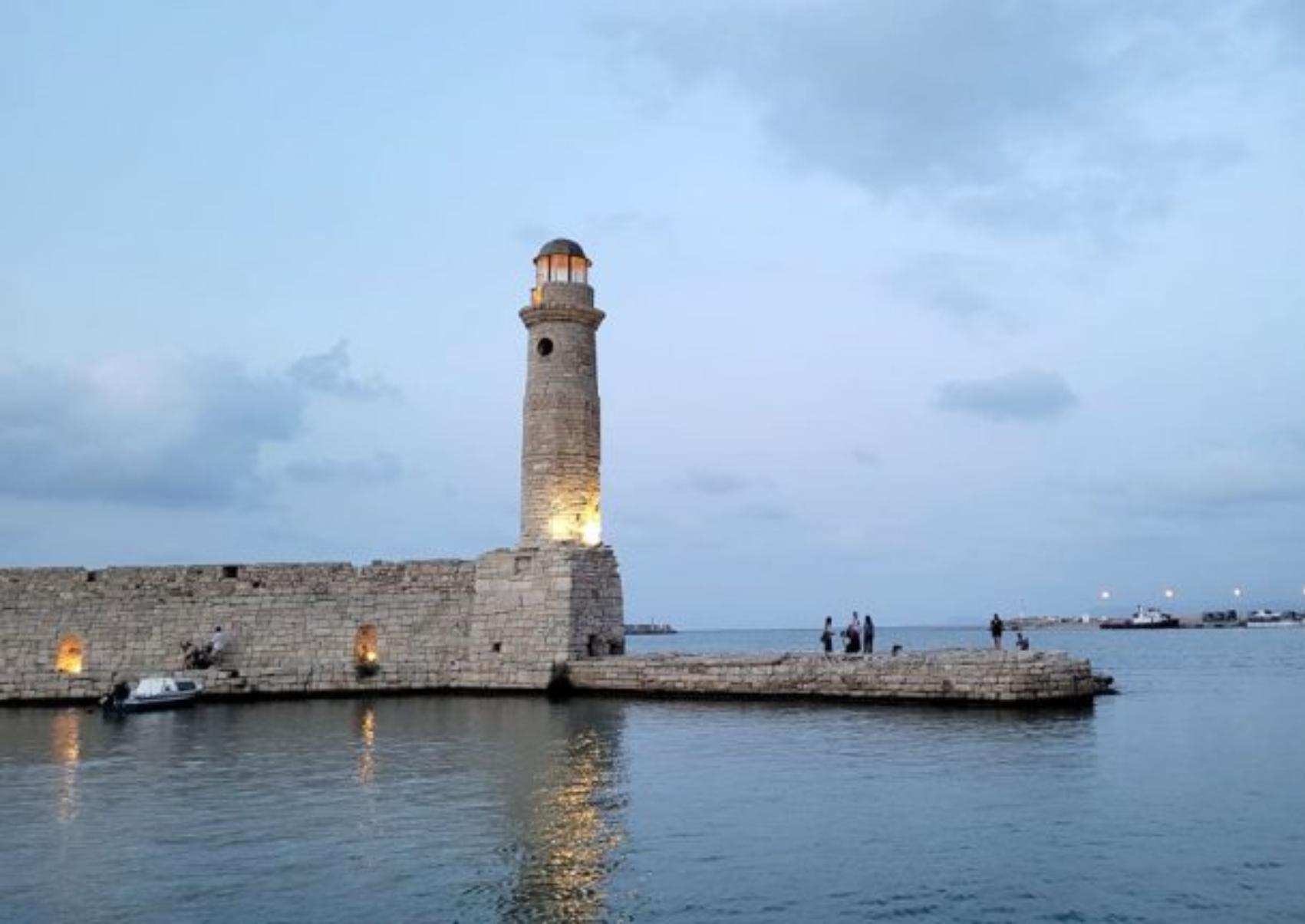 Ρέθυμνο: Ονειρεμένες διακοπές στην μαγευτική πόλη της Κρήτης με τους κρυμμένους θησαυρούς και την πλούσια ιστορία