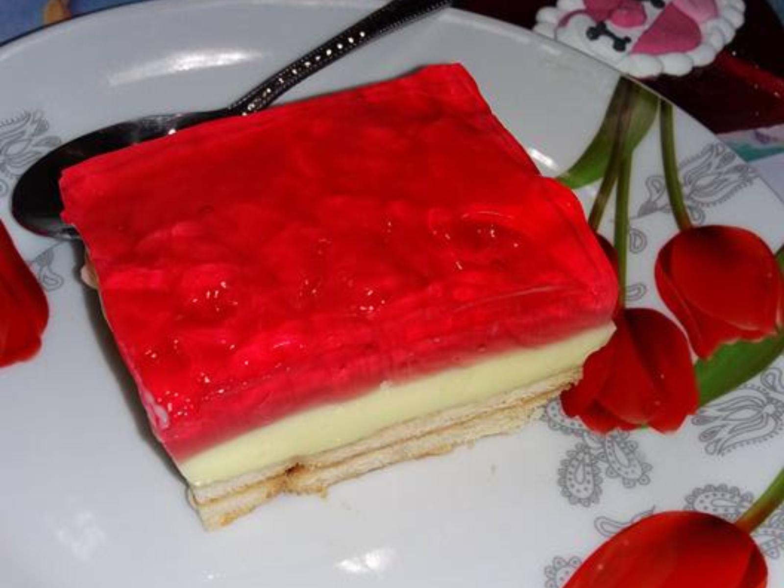 Μπισκοτόγλυκο με Κρέμα βανίλια και ζελέ