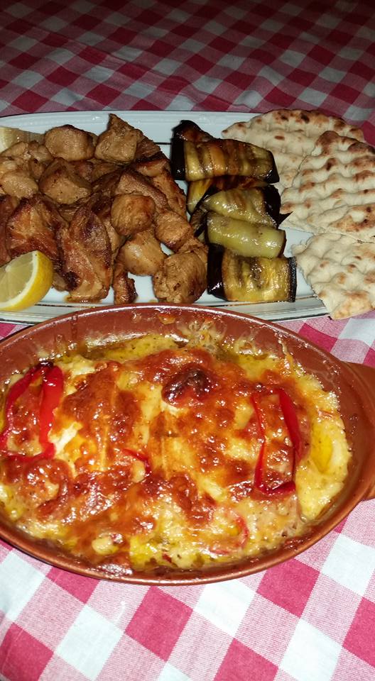 Πικάντικος-μεζές-με φέτα-κασέρι-και-καυτερή πιπεριά-συνταγή- Πικάντικος-μεζές-με φέτα-κασέρι-και-καυτερή πιπεριά-συνταγή-