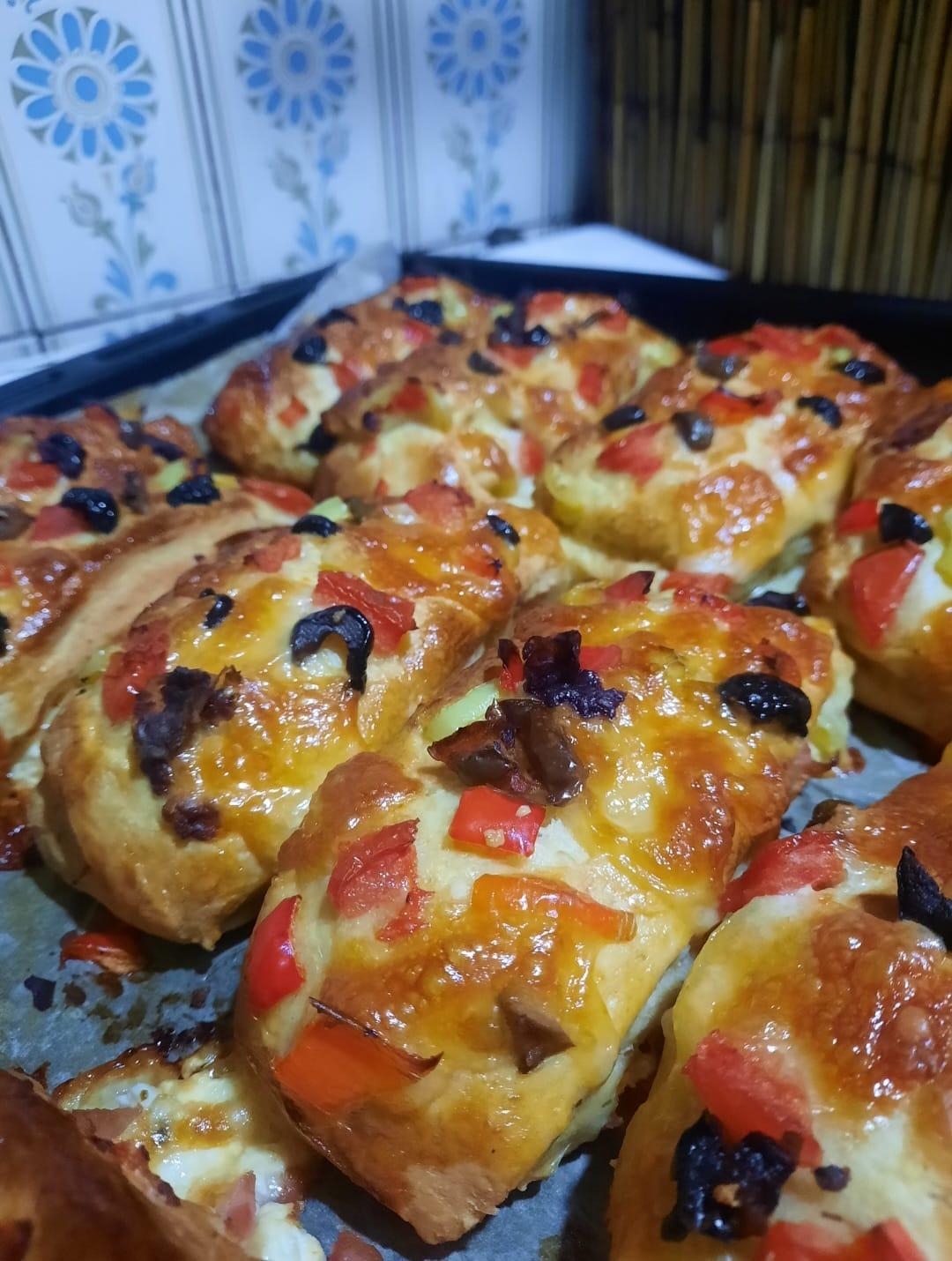 κλειστές-ατομικές-πίτσες-συνταγή- κλειστές-ατομικές-πίτσες-συνταγή-