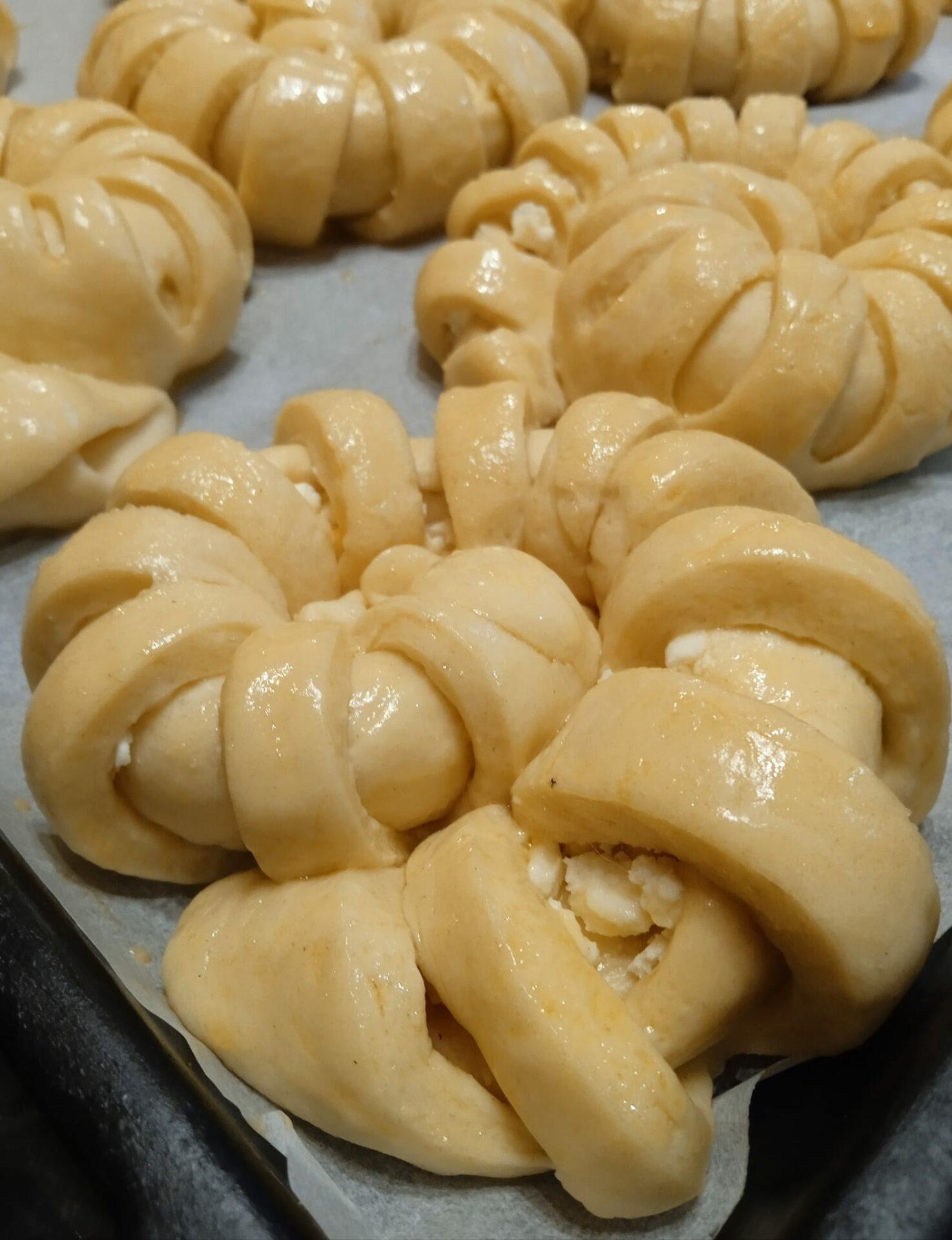 Στριφτά-τυροπιτάκια-για-το-παιδικό πάρτι-συνταγή- Στριφτά-τυροπιτάκια-για-το-παιδικό πάρτι-συνταγή-