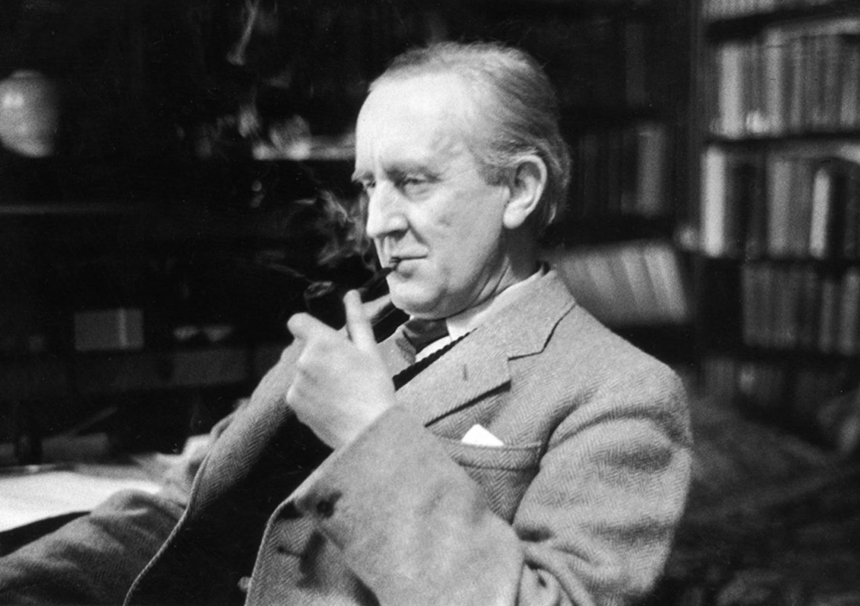 J. R. R. Tolkien: Η ιστορία της ζωή του πατέρα της φανταστικής λογοτεχνίας που άφησε εποχή