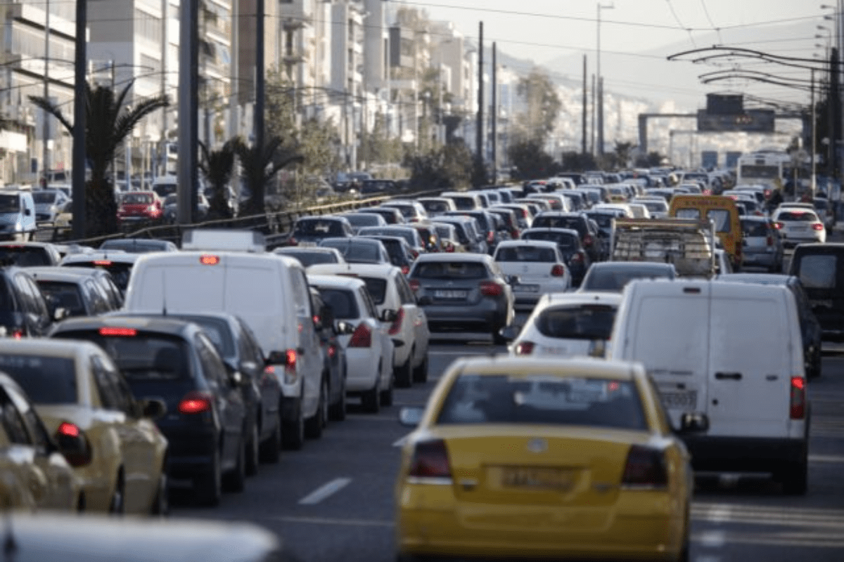 Κίνηση: Μποτιλιάρισμα και καθυστερήσεις  στον Κηφισό  – Πού  υπάρχουν προβλήματα