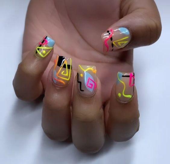 Ιδέες-για-Indie-Nails-αφηρημένη-τέχνη