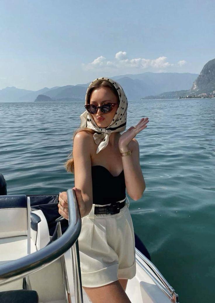 Ιδέες-για-να-φορέσεις-το-μαντήλι-στα-μαλλιά-babushka