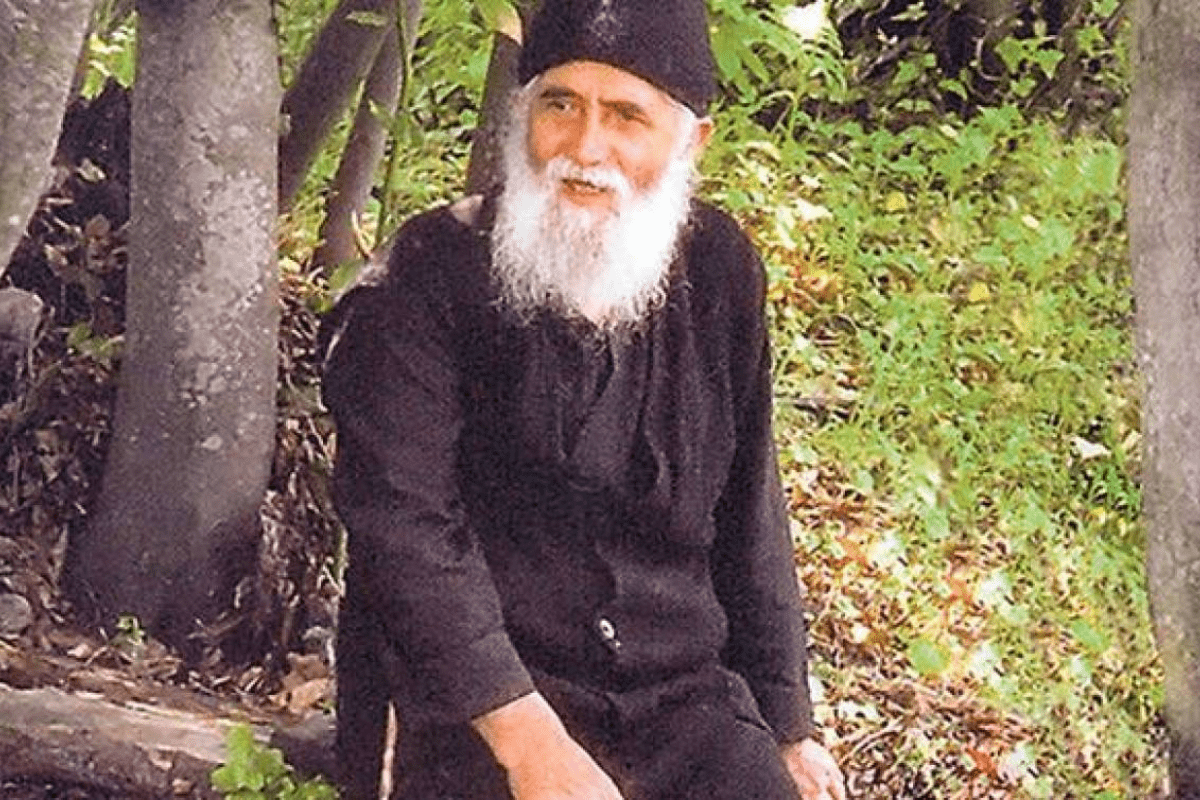 Άγιος Παϊσίος- Άγιος Παϊσίος-