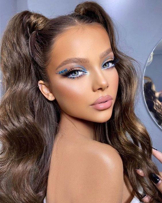 Αύγουστος 2024: Ιδέες για χτενίσματα σε κοντά και μακριά μαλλιά στις διακοπές Αύγουστος 2024: Ιδέες για χτενίσματα σε κοντά και μακριά μαλλιά στις διακοπές