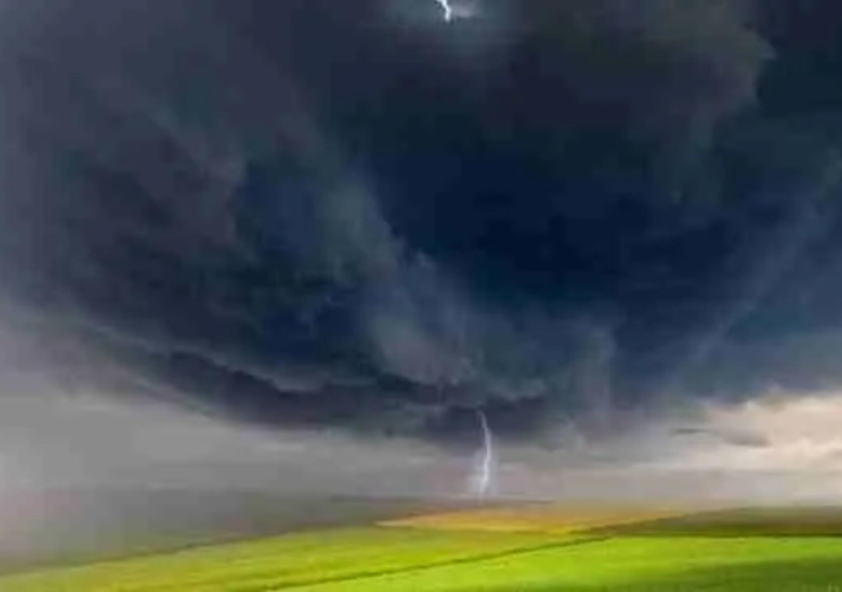 Το τεστ του κύβου που θα σου δείξει πόσο μεγάλη ιδέα έχεις για τον εαυτό σου