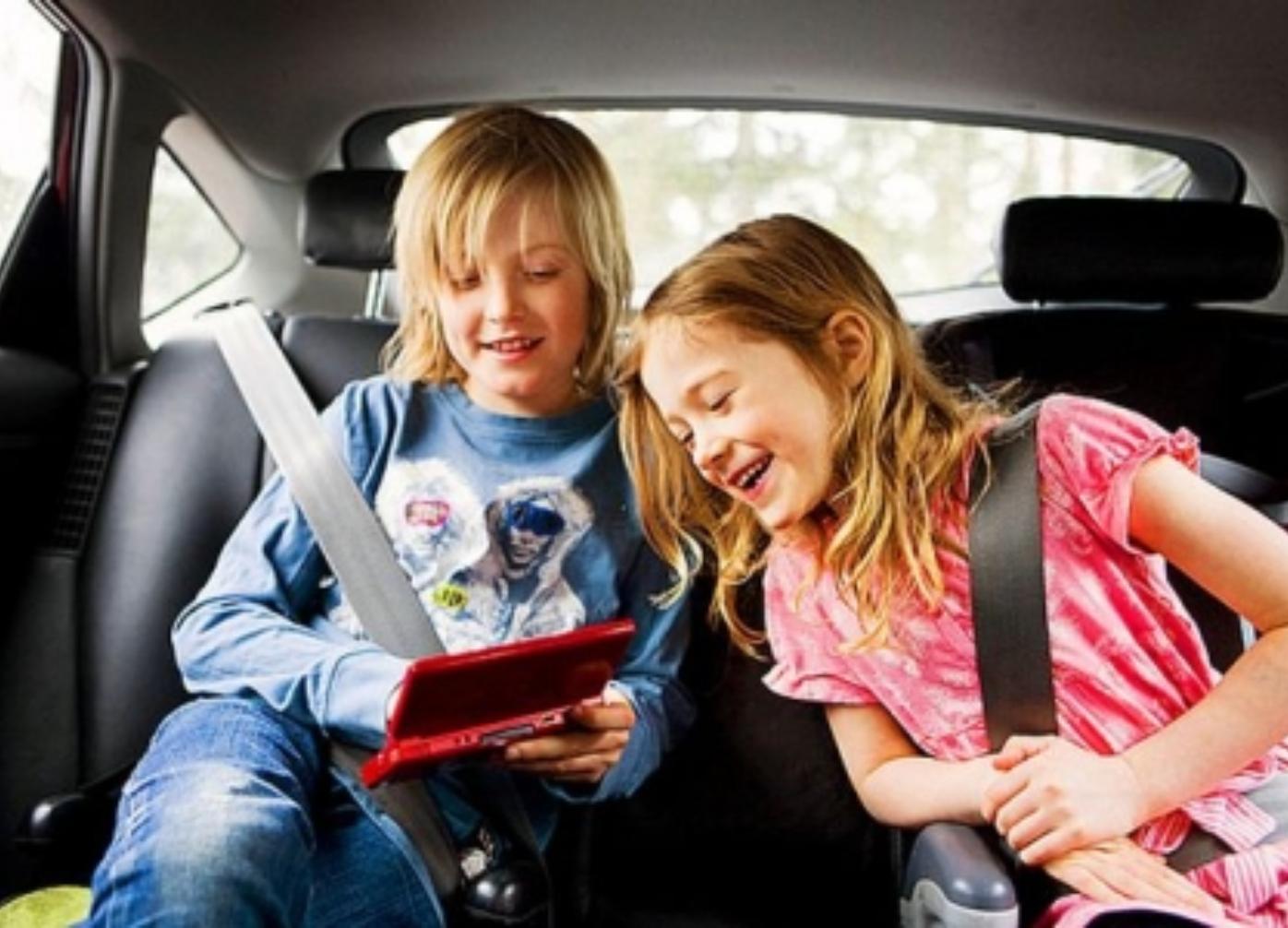 Τρόποι-να-απασχολήσετε-τα-παιδιά-σας-στο-ταξίδι-των-διακοπών-ώστε-να-μην-βαρεθούν-συνάψτε-συμφωνία Τρόποι-να-απασχολήσετε-τα-παιδιά-σας-στο-ταξίδι-των-διακοπών-ώστε-να-μην-βαρεθούν-συνάψτε-συμφωνία