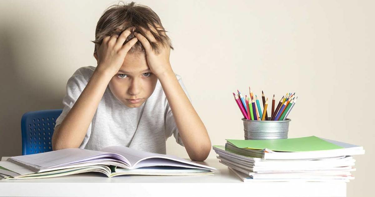 Back-to-School-2024-Συμβουλές-για-να-βοηθήσουν-οι-γονείς-ένα-παιδί-με-μαθησιακές-δυσκολίες-από-το-σπίτι Back-to-School-2024-Συμβουλές-για-να-βοηθήσουν-οι-γονείς-ένα-παιδί-με-μαθησιακές-δυσκολίες-από-το-σπίτι