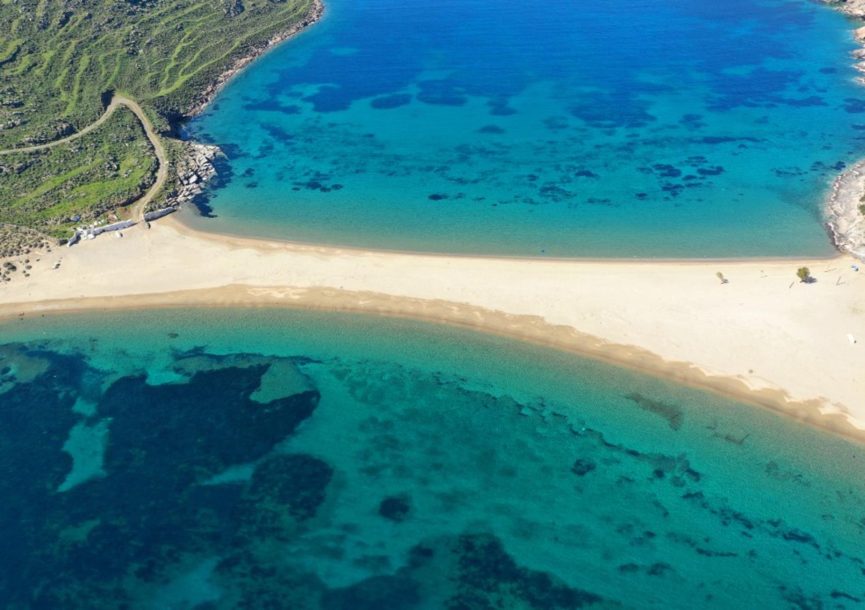 Κύθνος: Το χρωματιστό νησί για με τις ατελείωτες παραλίες που θα σας κλέψει την καρδιά 