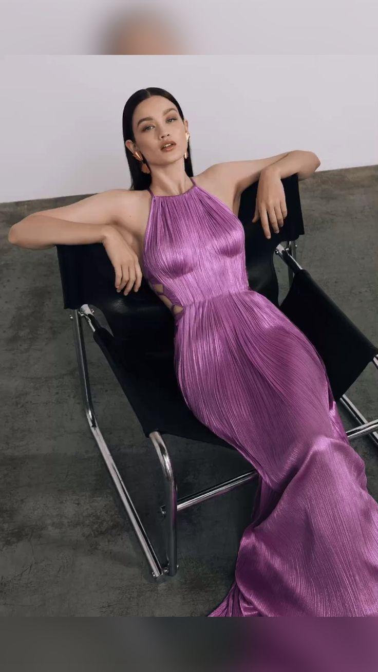 ιδέες-για-επίσημα φορέματα-για-κουμπάρες-τον-Αύγουστο-Σεπτέμβριο 2024- ιδέες-για-επίσημα φορέματα-για-κουμπάρες-τον-Αύγουστο-Σεπτέμβριο 2024-