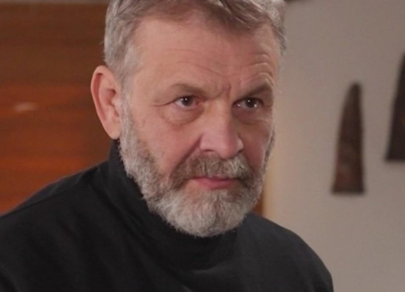 Η Γη της Ελιάς : Με τον ερχομό της προκαλεί κρίση στους νιόπαντρους