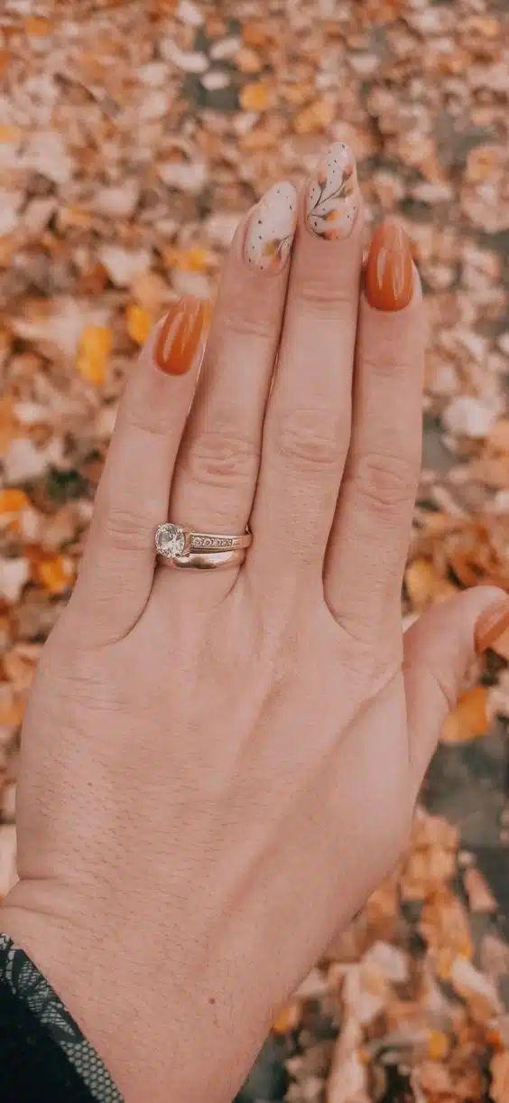 γαλακτερά νύχια-τάσεις-στα-νύχια-Φθινόπωρο-Χειμώνας-2024-2025-ιδέες- γαλακτερά νύχια-τάσεις-στα-νύχια-Φθινόπωρο-Χειμώνας-2024-2025-ιδέες-