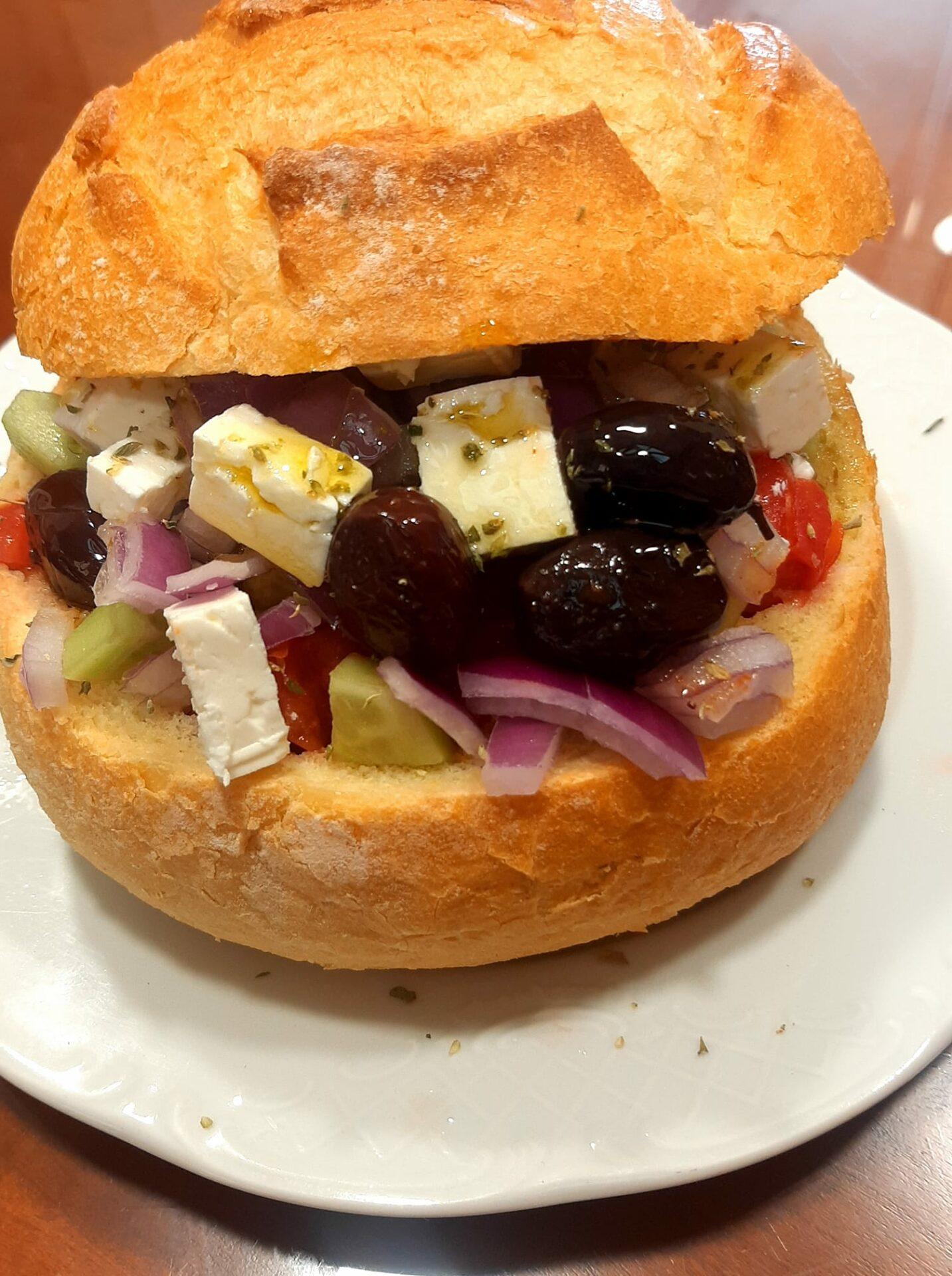 15-ιδέες-για-σαλάτες-τον-Δεκαπενταύγουστο- 15-ιδέες-για-σαλάτες-τον-Δεκαπενταύγουστο-